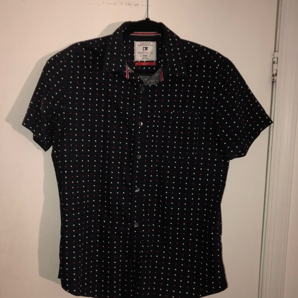 Men’s short sleeve button down shirt - Picture 2 of 5